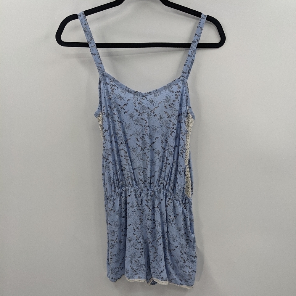 PINS & NEEDLES Floral Lace Spaghetti Strap Romper